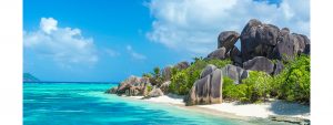 seychelles_beach_boulders