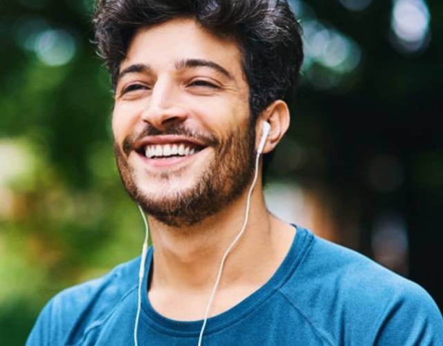 Send money online to Serbia | Western Union Montenegro