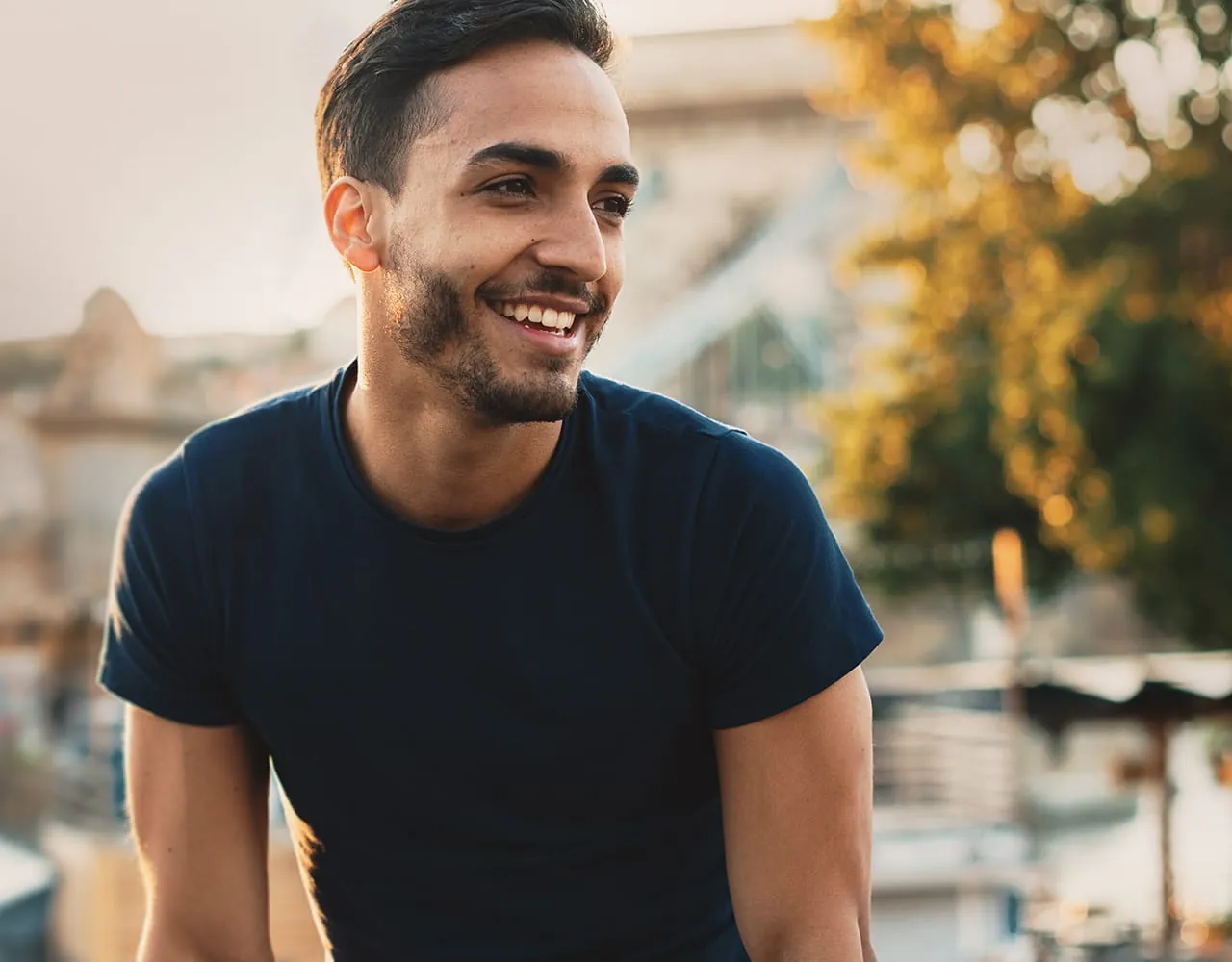 man_in_black_shirt-mobile